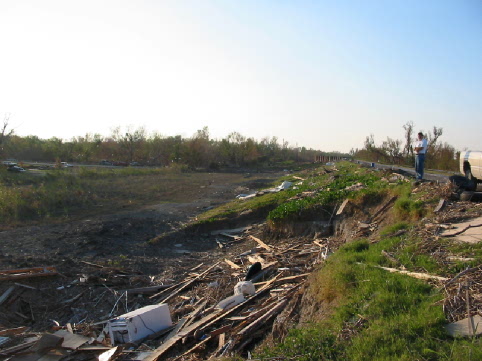 TFG levee scour.jpg